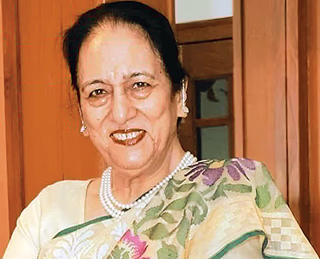 அன்று அகதி;  இன்றோ..?